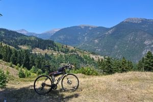 Cycling towards Meteora