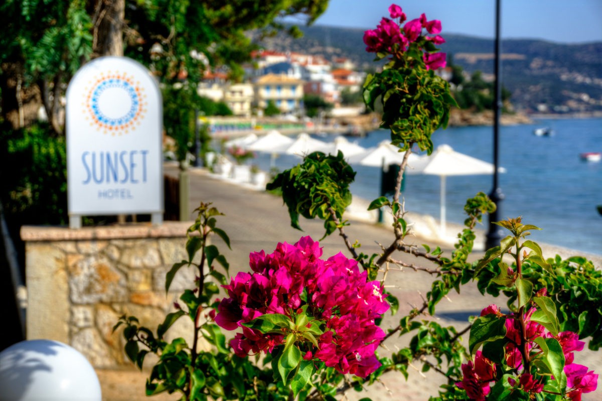 A beautiful voukamvilia in front of Sunset hotel, a cycling friendly hotel