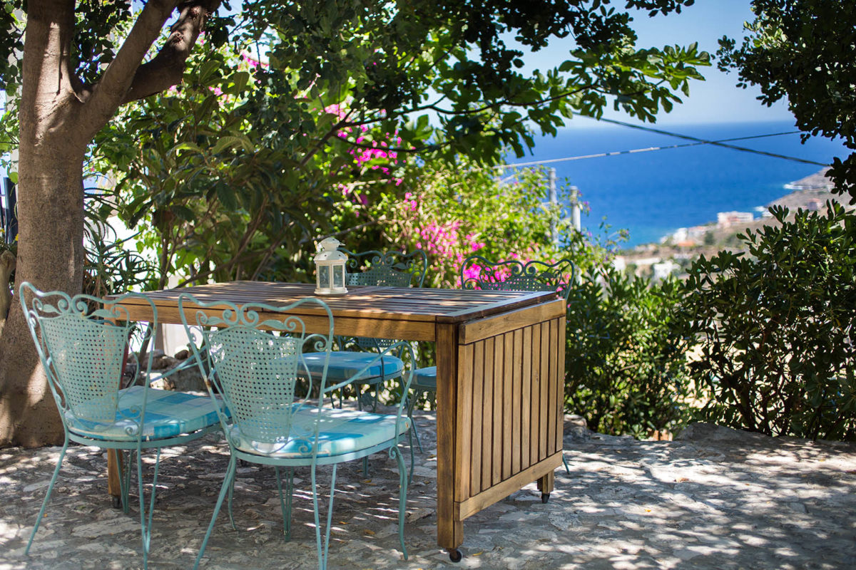 Bike rental services in Cycladic Art House in Daskalio Attica