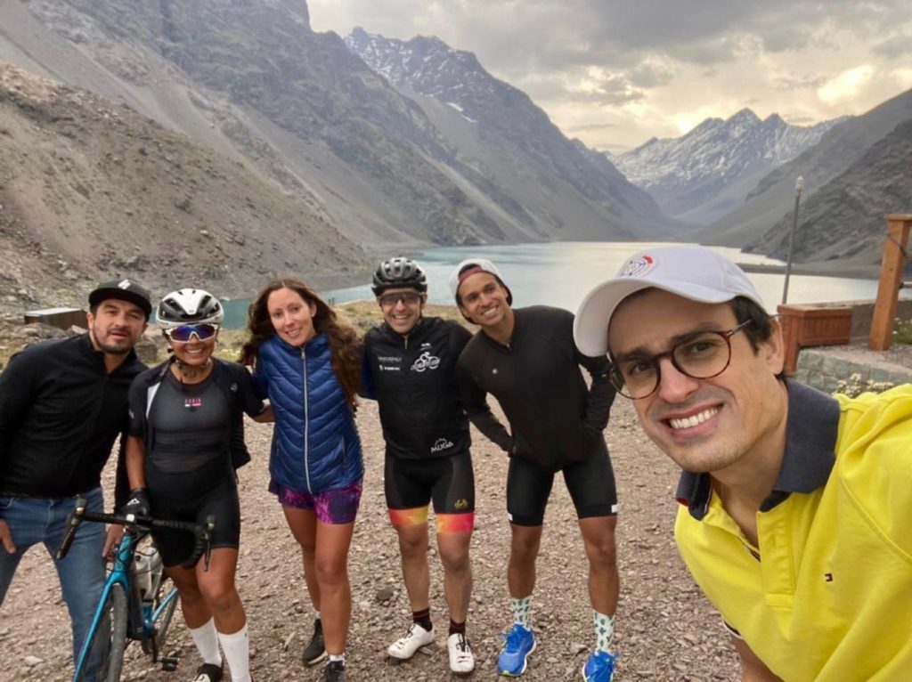 Group of cyclists finished at the top of Portillo